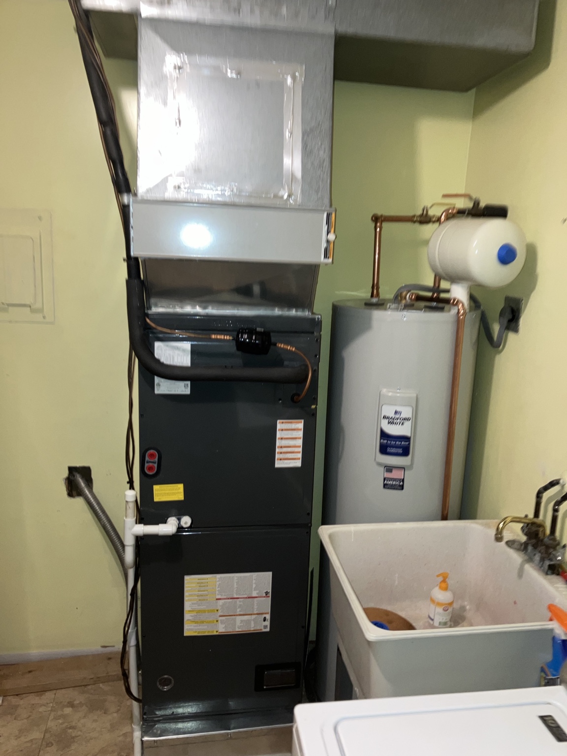 New high efficiency furnace installation